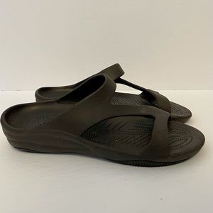 Dawgs sandals